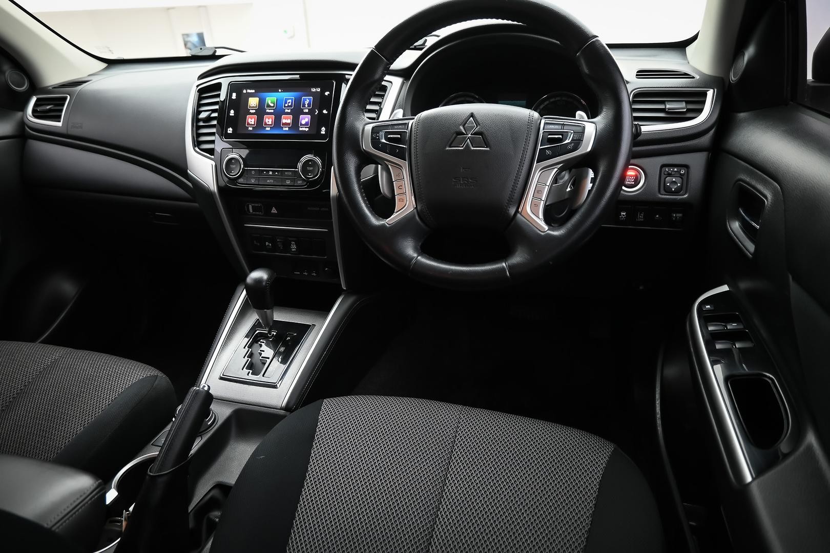 Mitsubishi Triton image 4