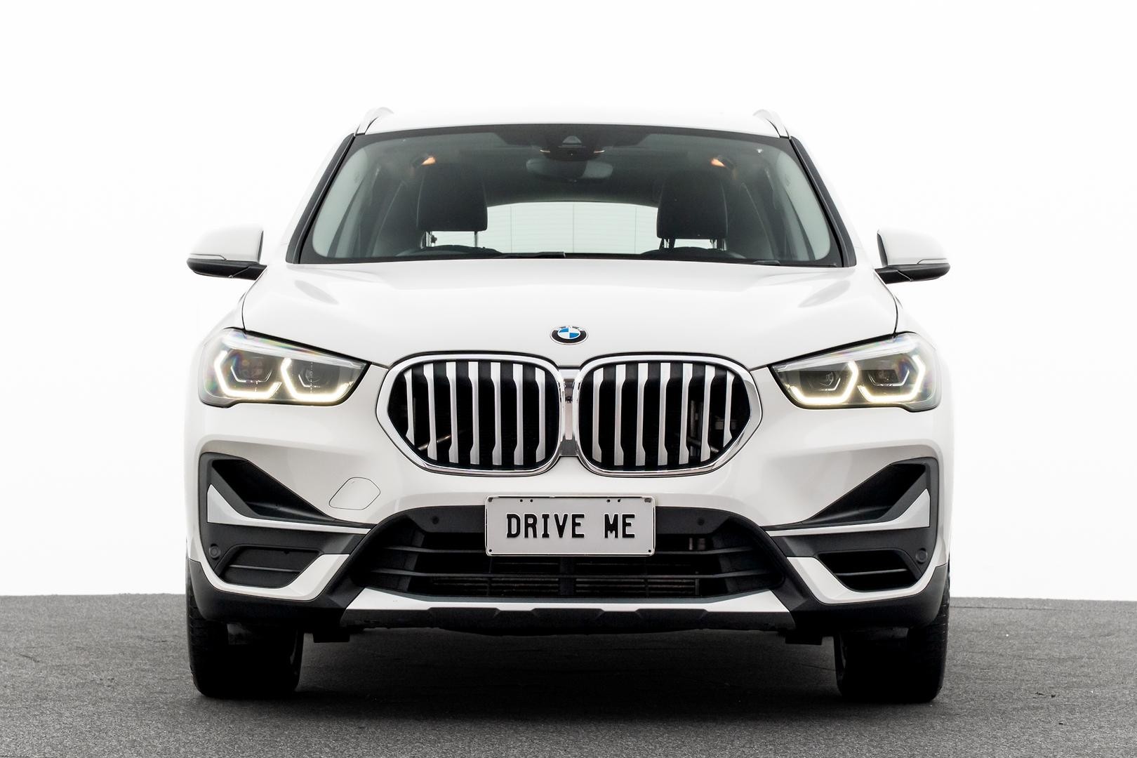 BMW X1 image 2