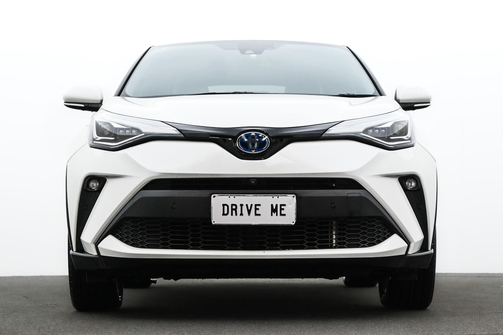 Toyota C-hr image 2