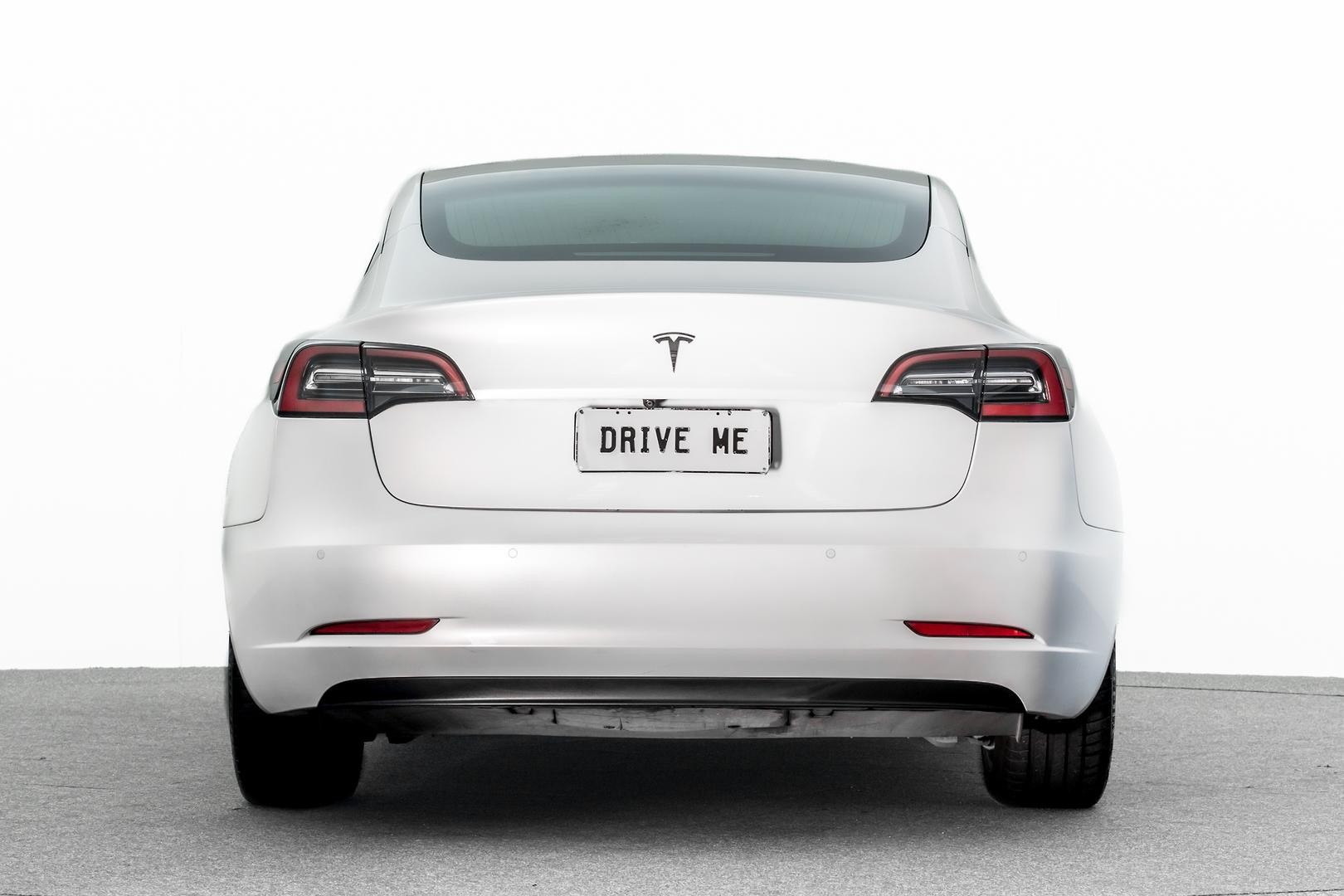 Tesla Model 3 image 3