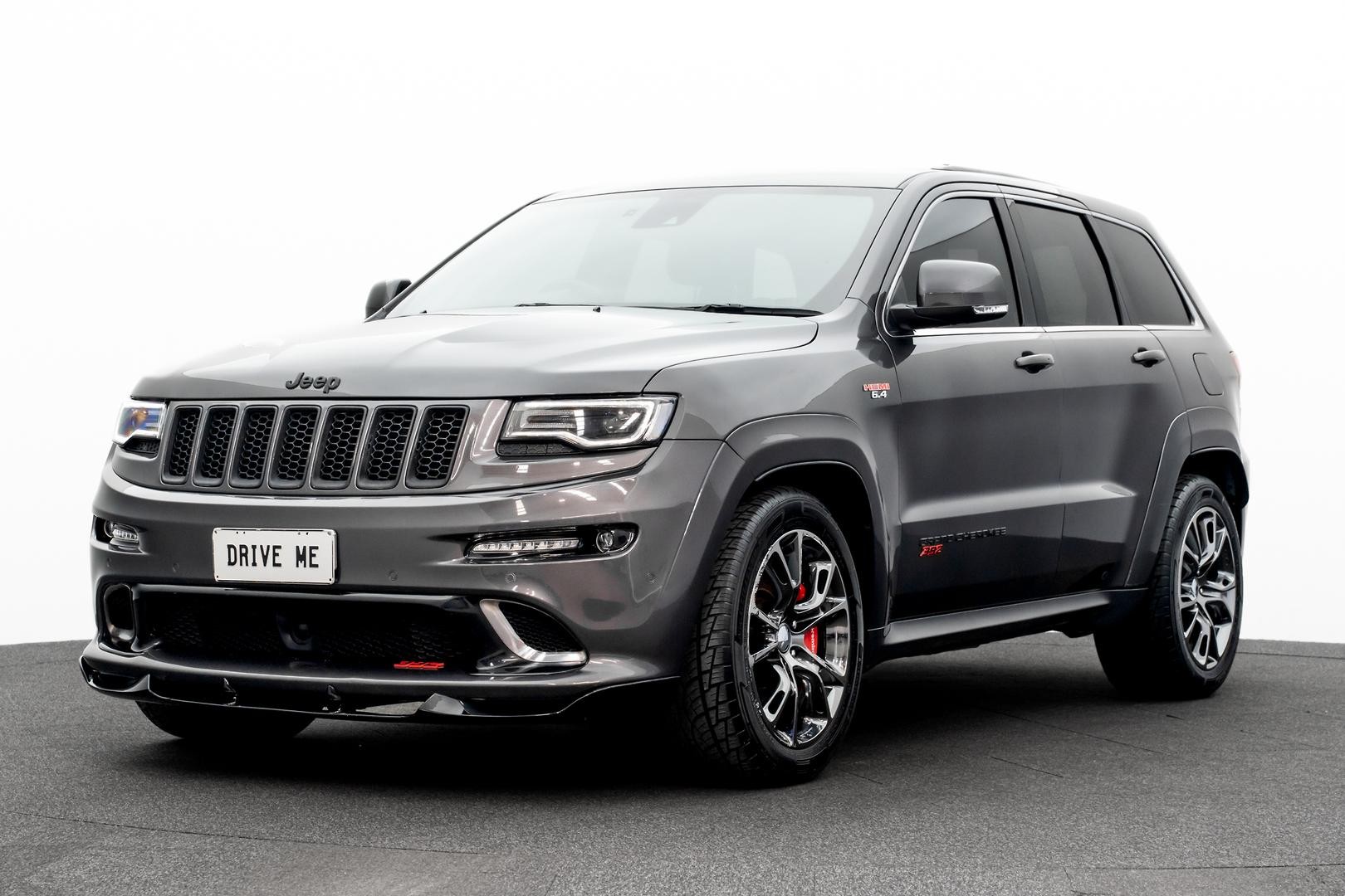 Jeep Grand Cherokee image 1