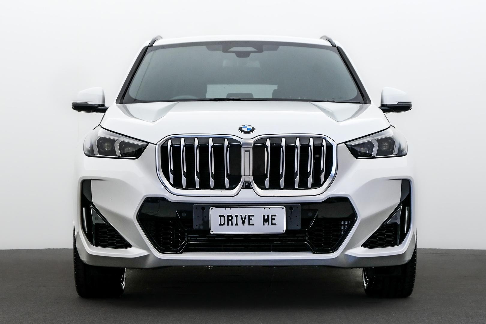 BMW X1 image 2