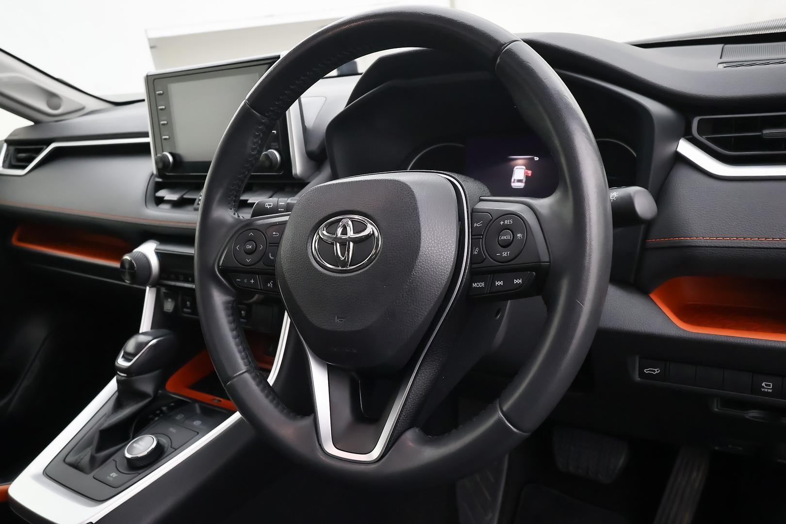 Toyota Rav4 image 4