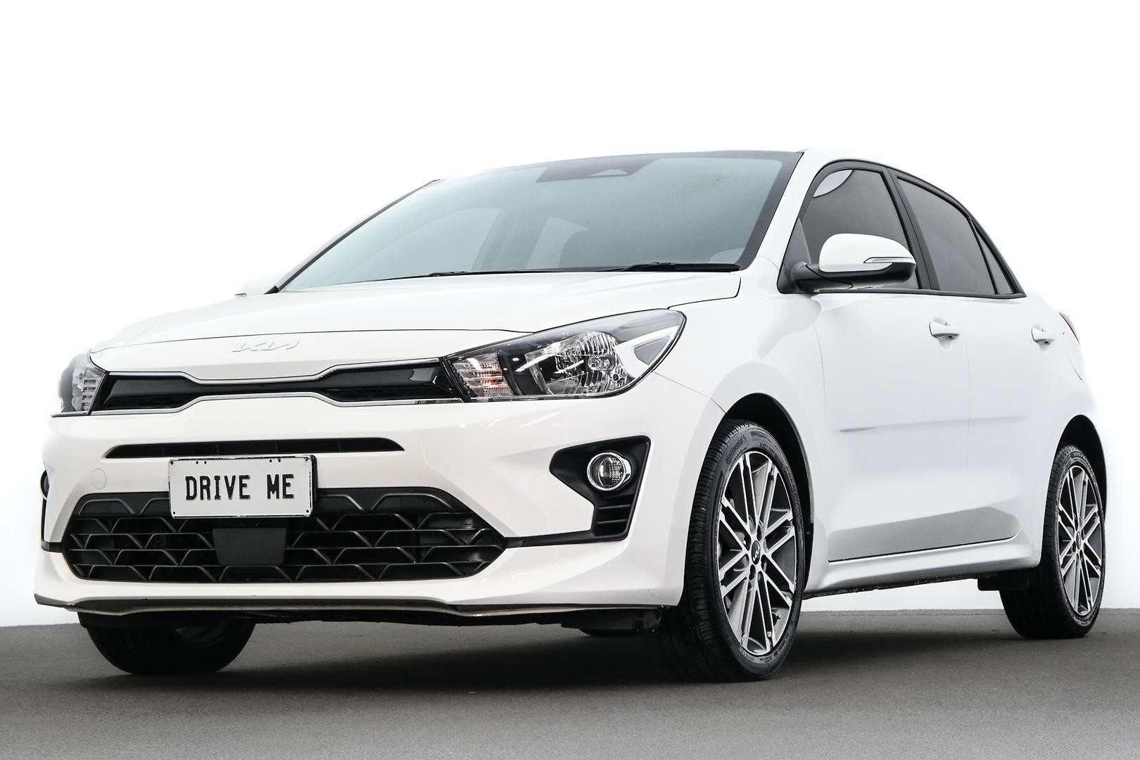 Kia Rio image 1