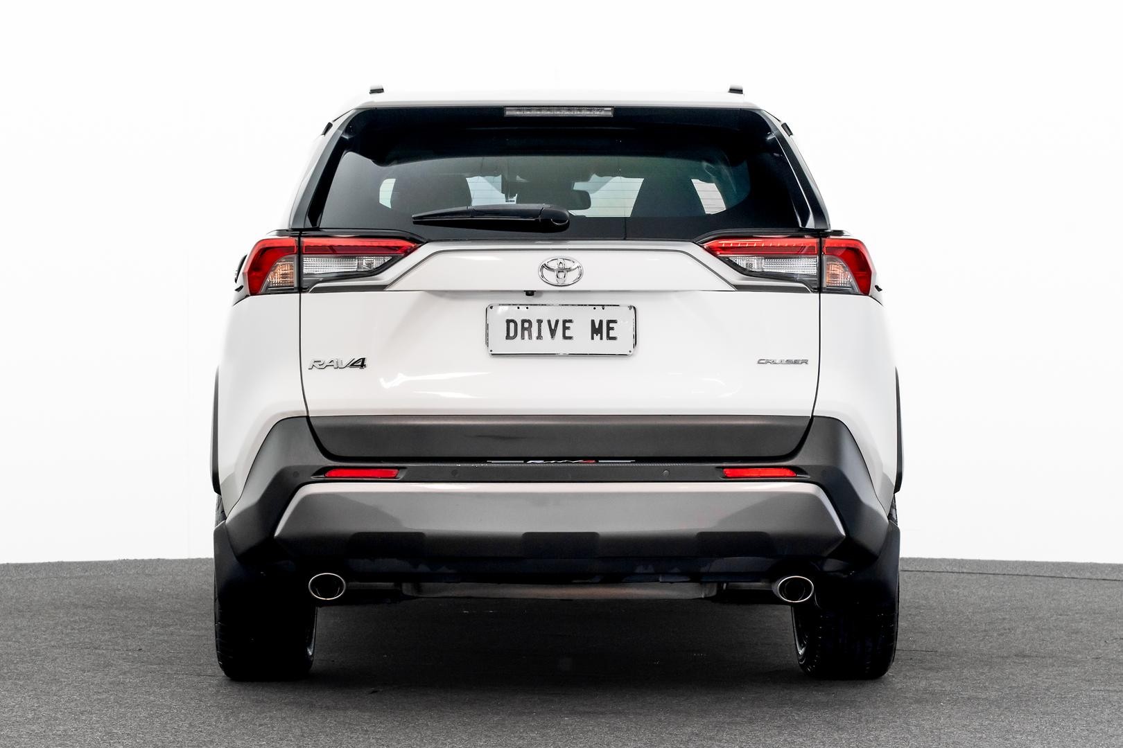 Toyota Rav4 image 3