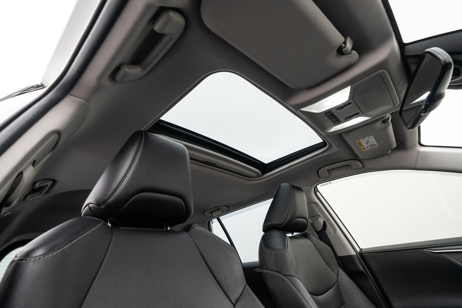 Toyota Rav4 image 4