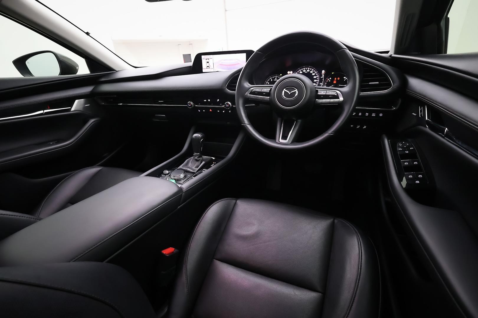 Mazda 3 image 4