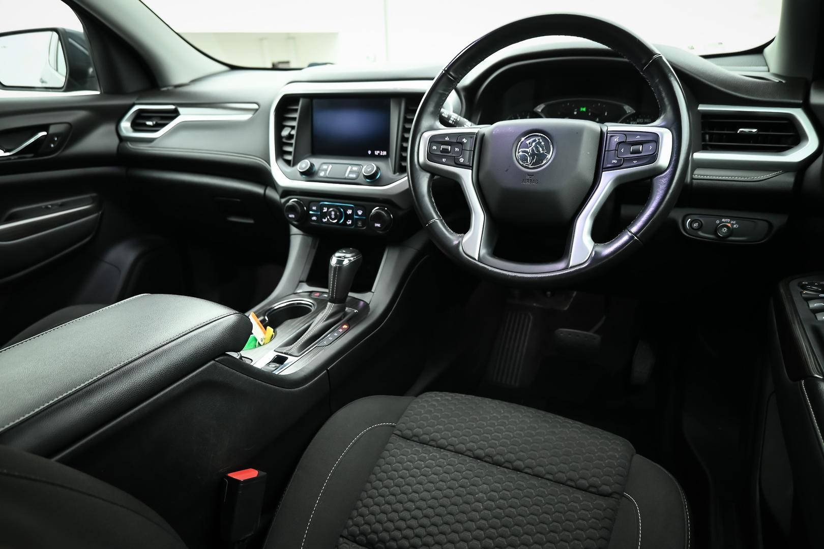 Holden Acadia image 4