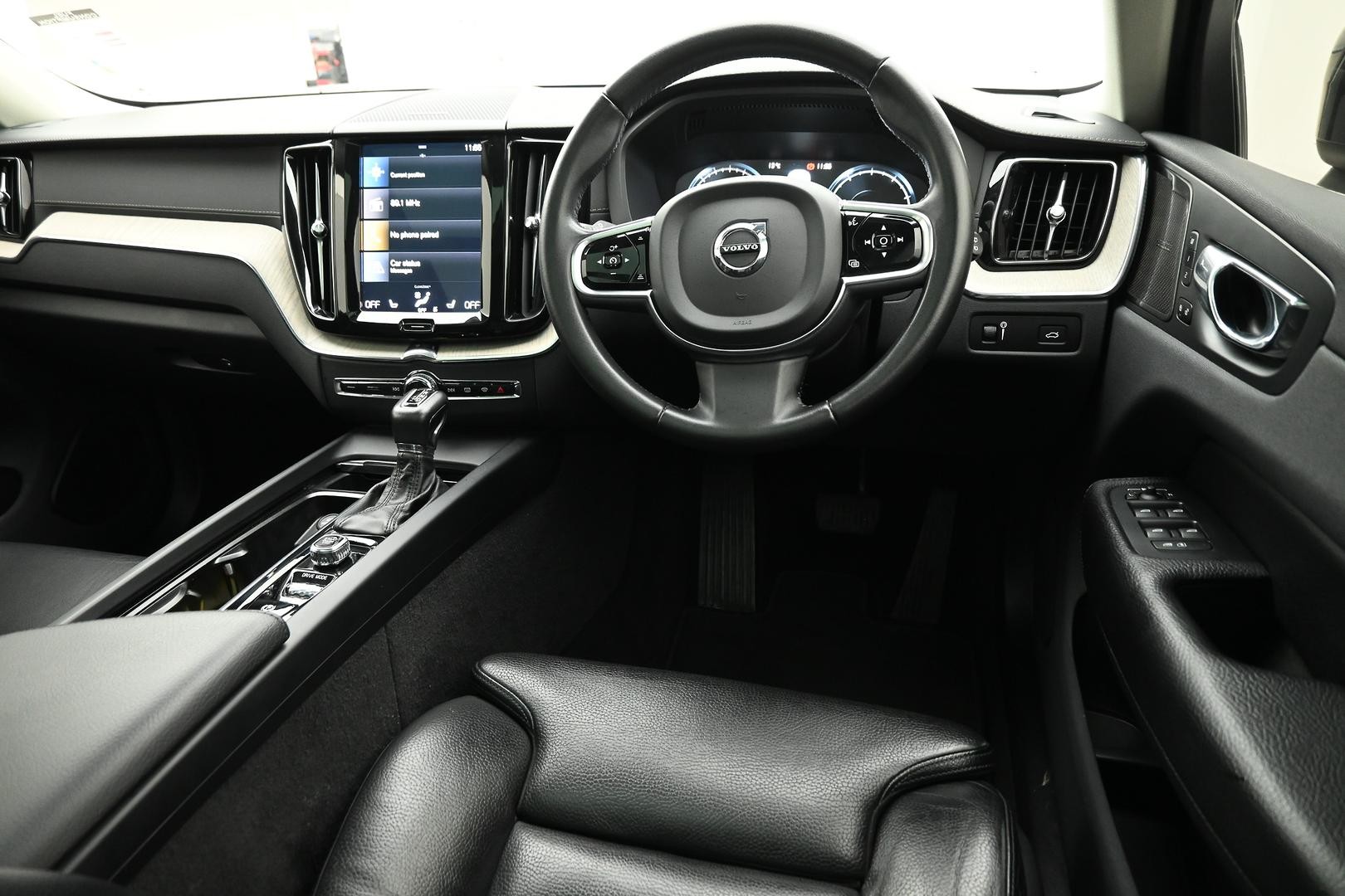 Volvo Xc60 image 4