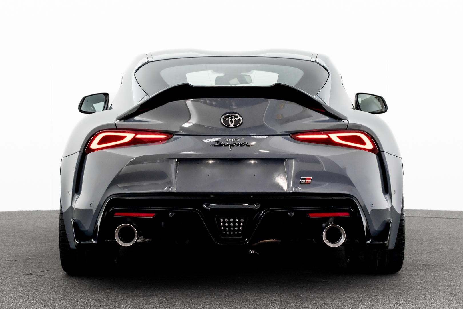 Toyota Supra image 3