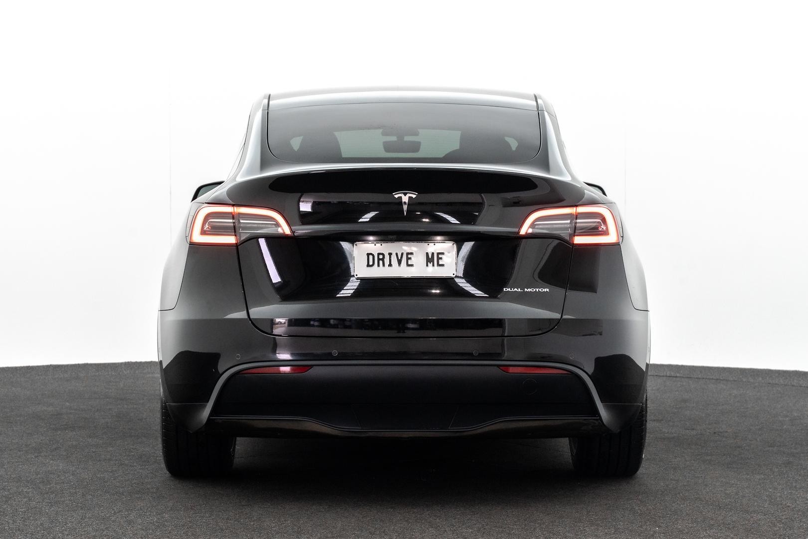 Tesla Model Y image 3