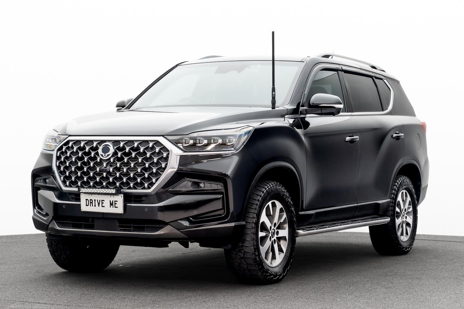 Ssangyong Rexton image 1