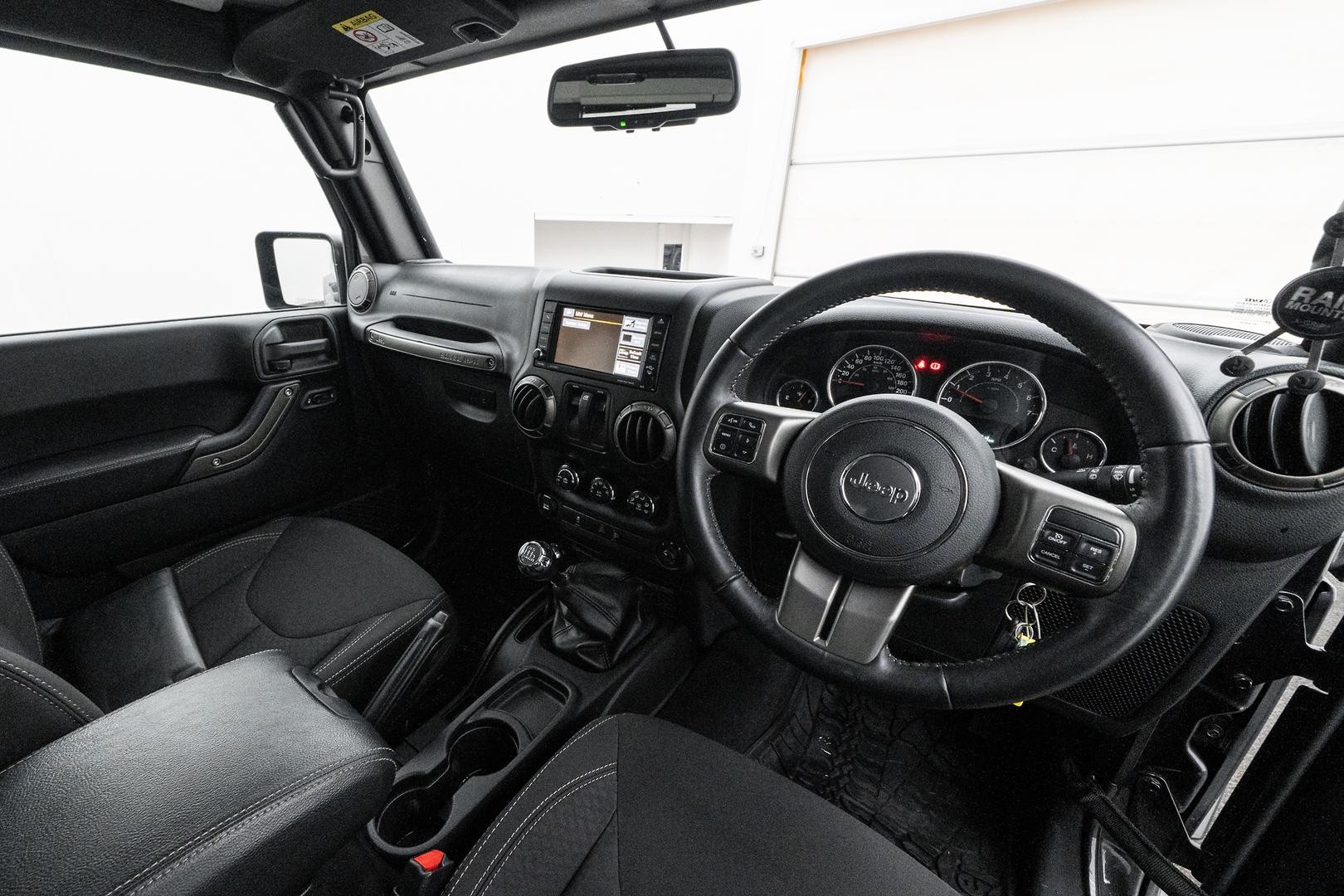 Jeep Wrangler image 4