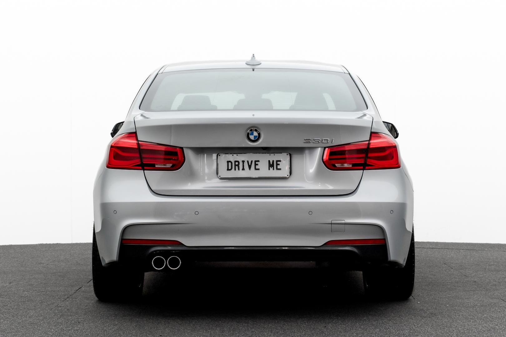 BMW 3 Series image 3