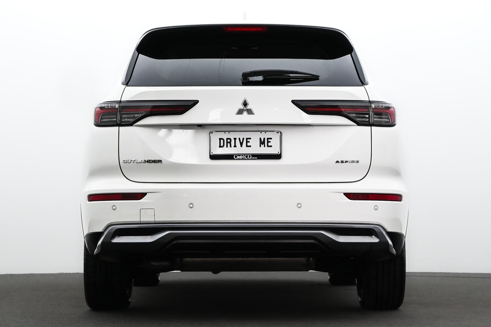 Mitsubishi Outlander image 3