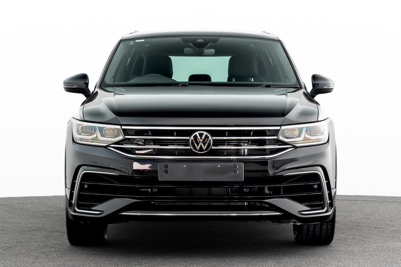 Volkswagen Tiguan image 2