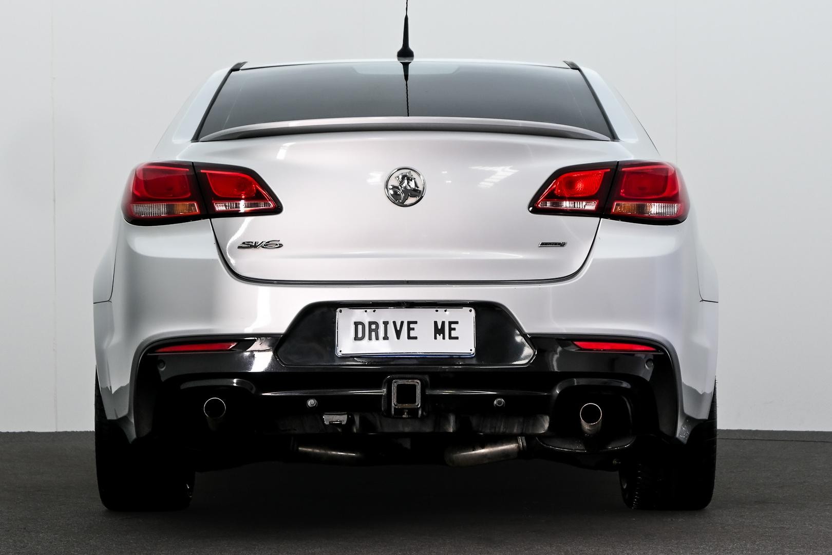 Holden Commodore image 3