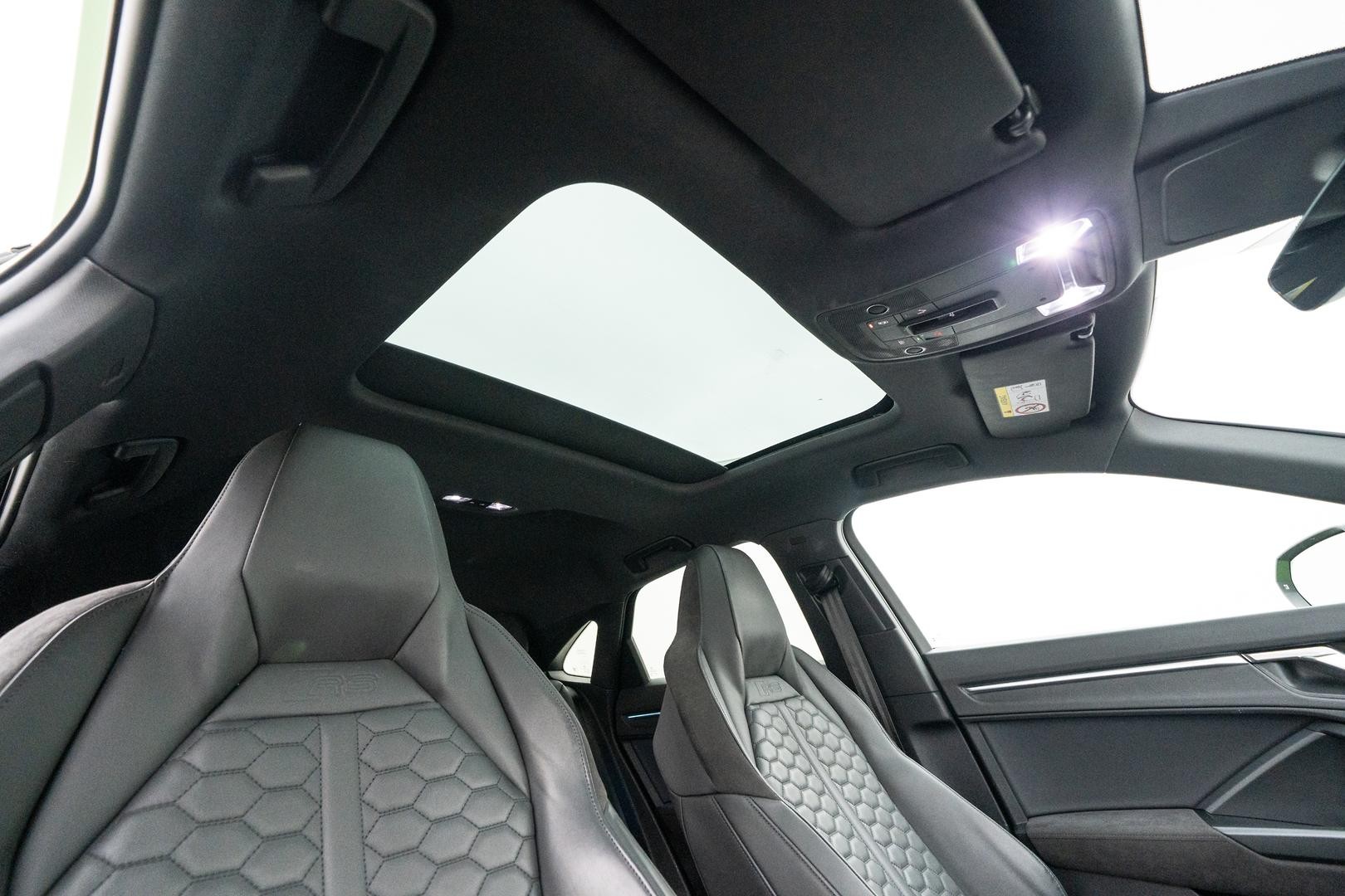 Audi Rs Q3 image 4