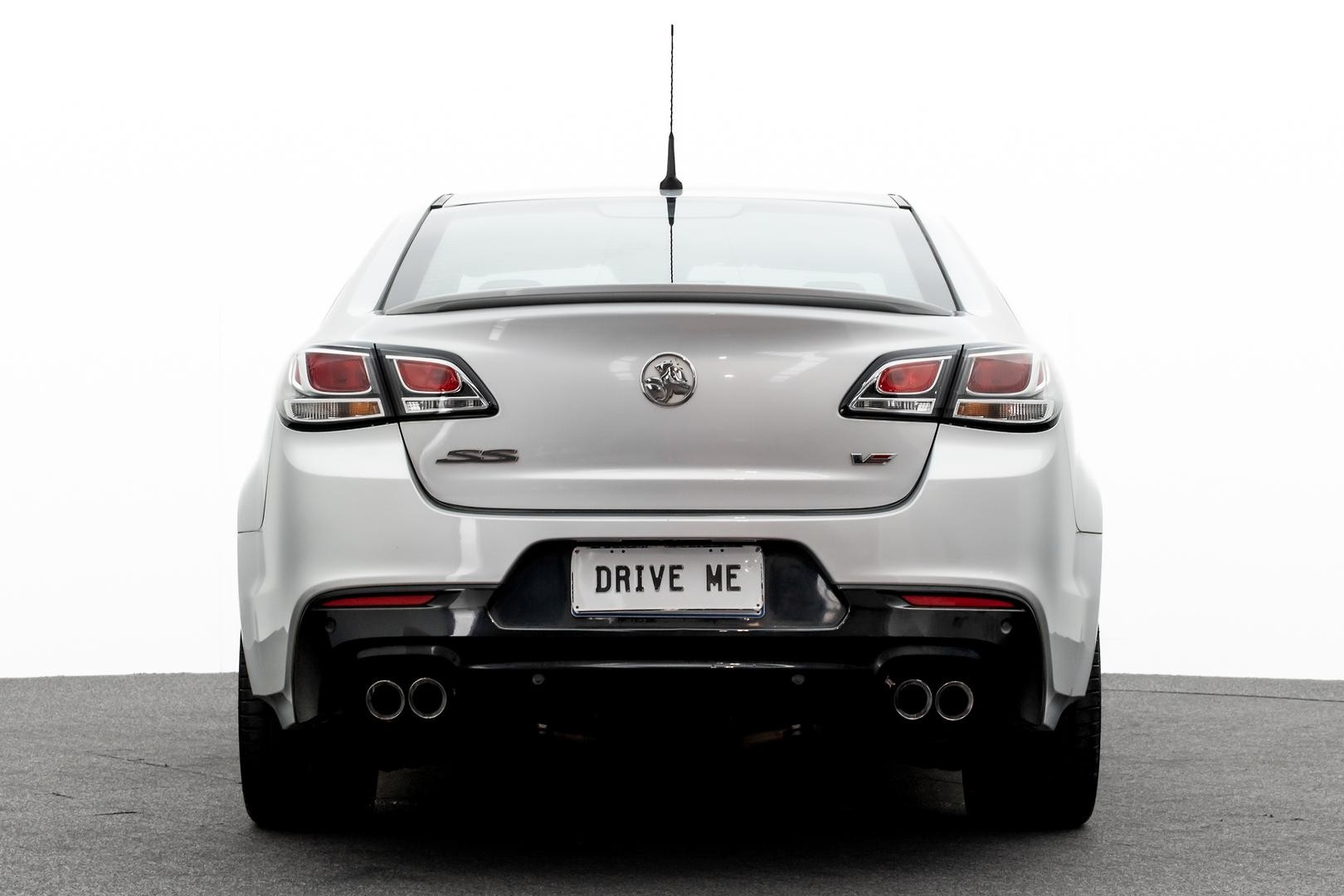 Holden Commodore image 3