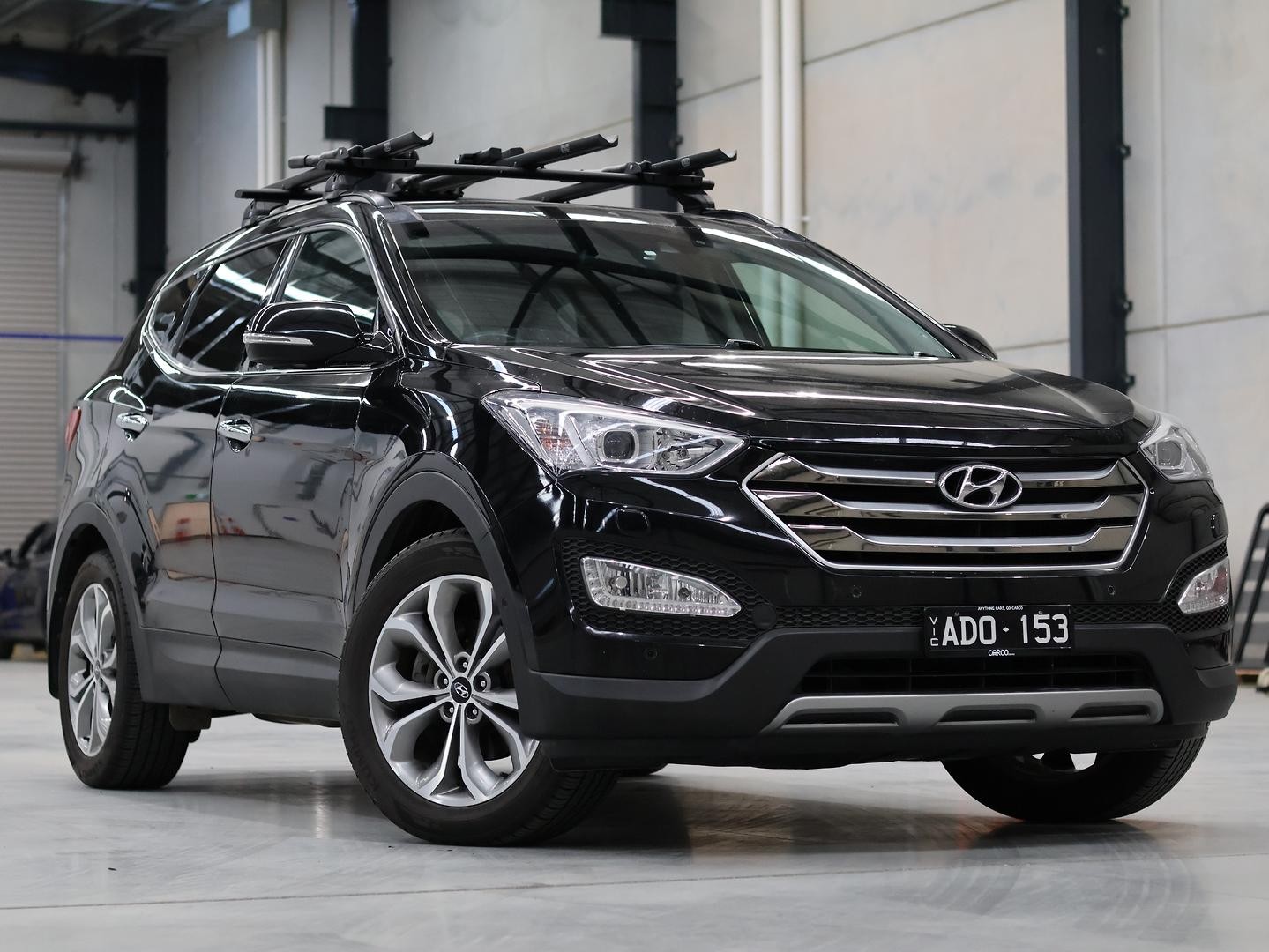 Hyundai Santa Fe image 1
