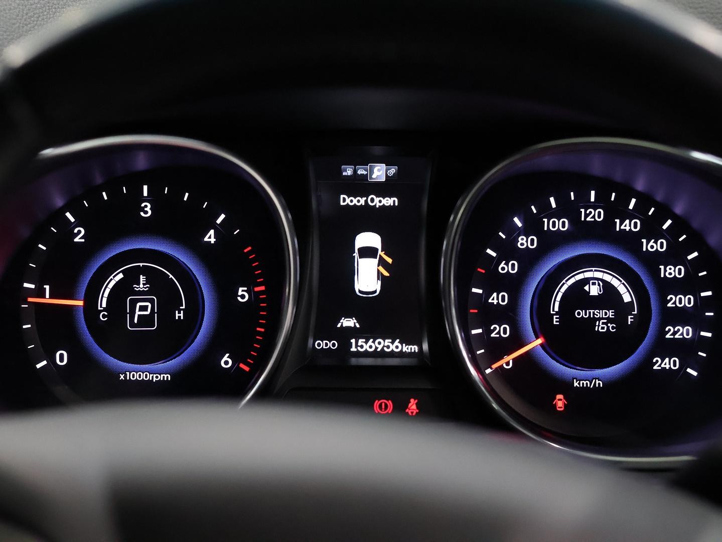Hyundai Santa Fe image 4
