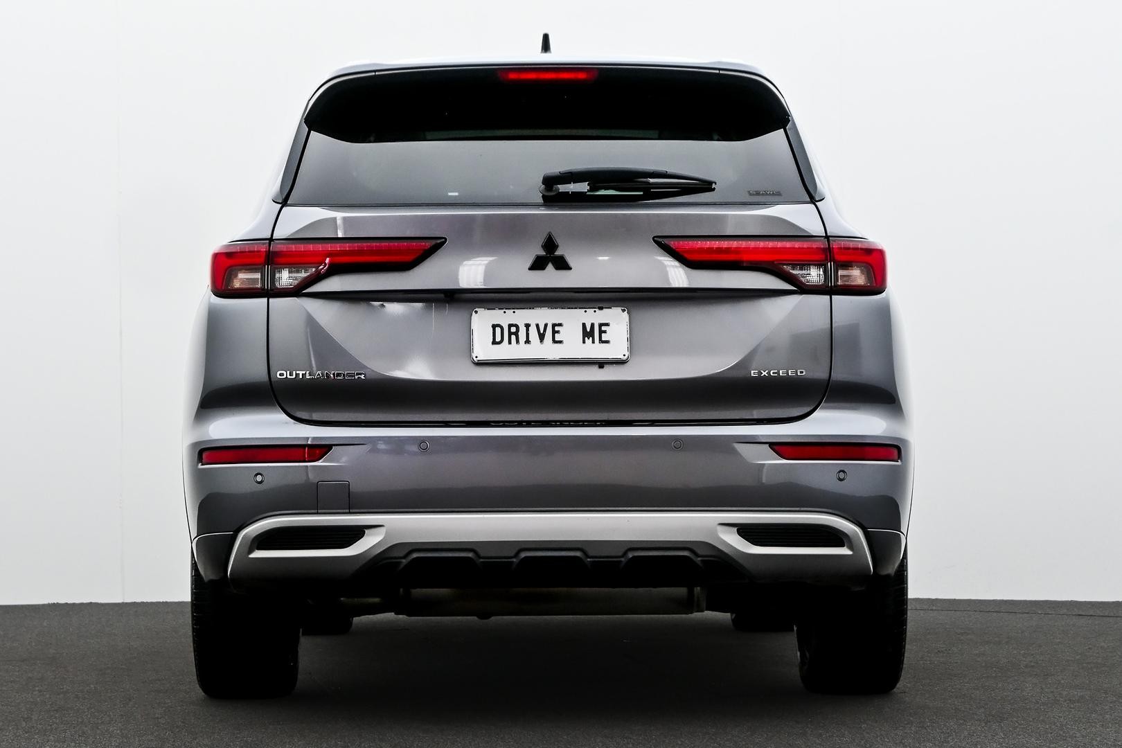 Mitsubishi Outlander image 3