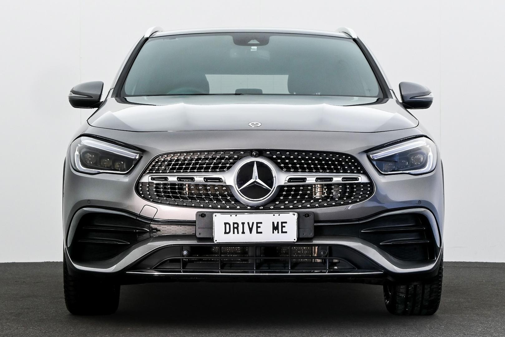 Mercedes Benz Gla-class image 2