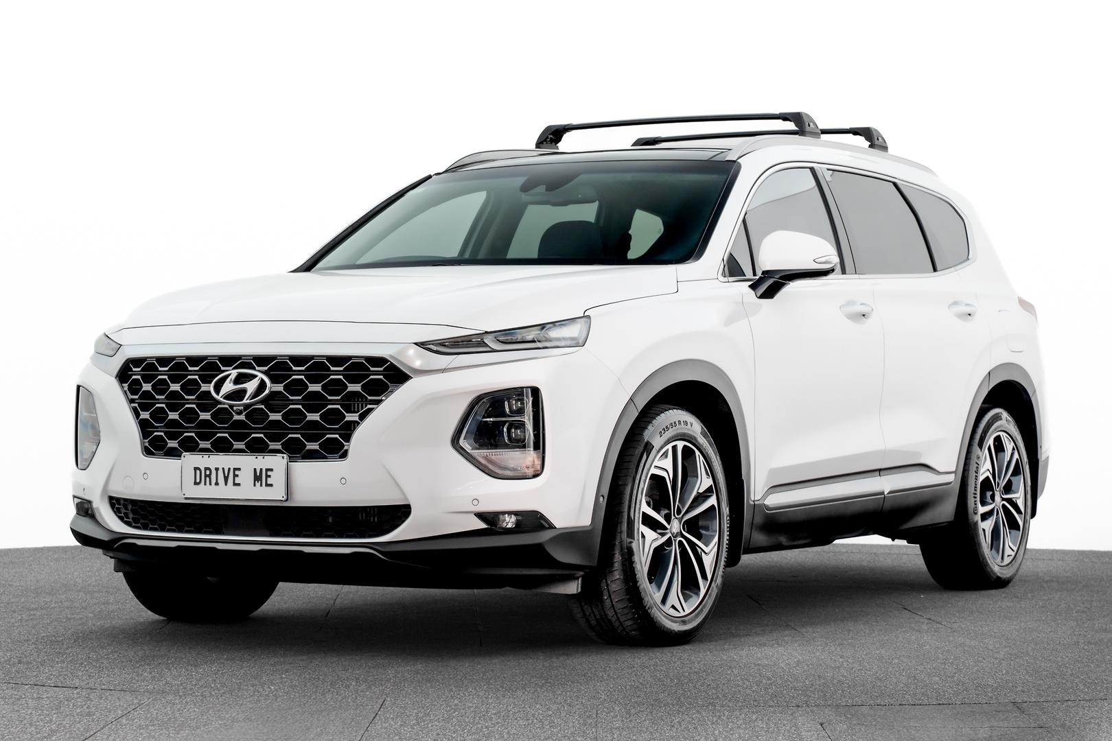 Hyundai Santa Fe image 1
