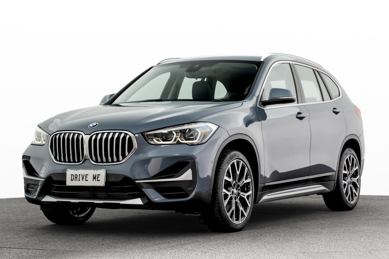 BMW X1 image 1