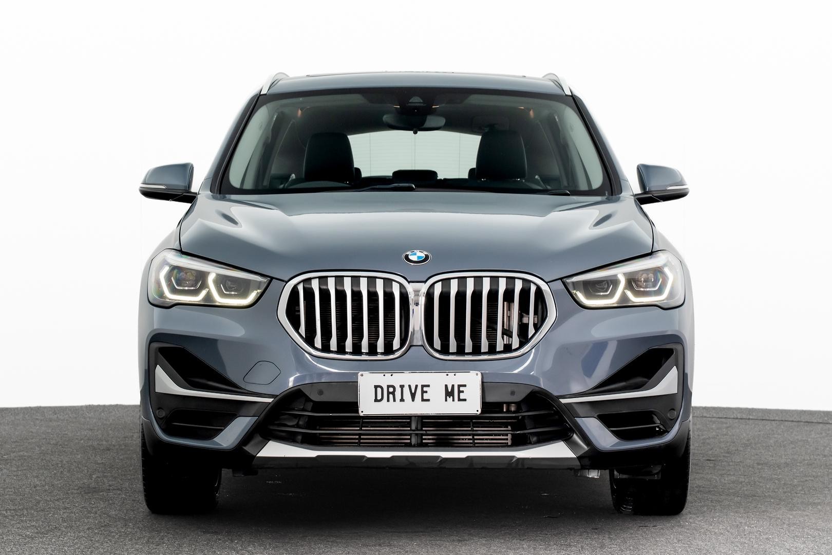 BMW X1 image 2