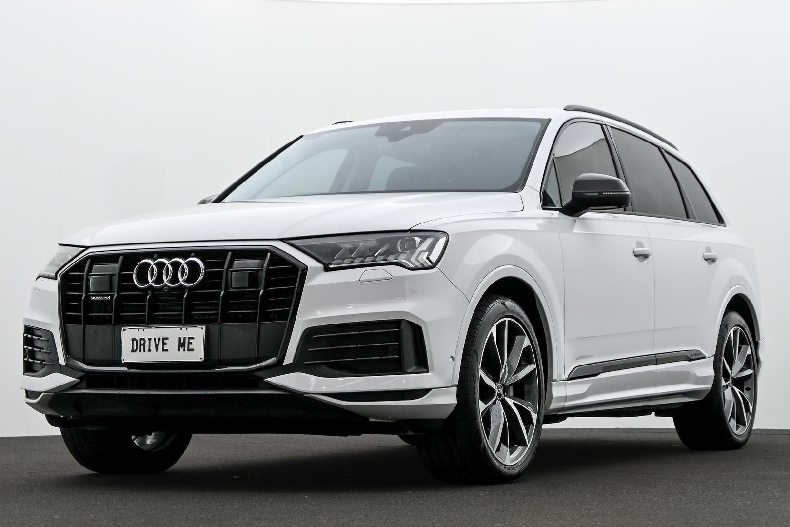 Audi Q7 image 1