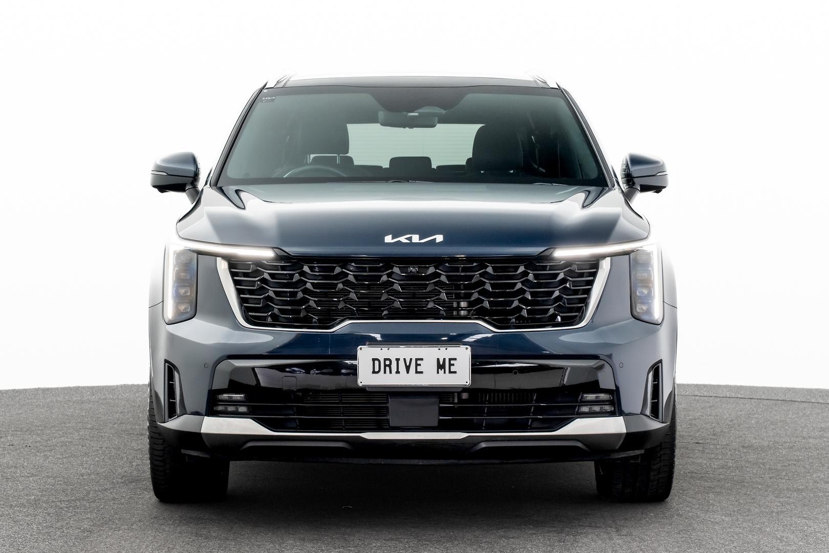 Kia Sorento image 2