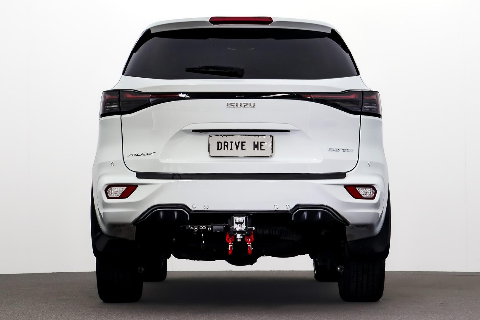 Isuzu Mu-x image 3