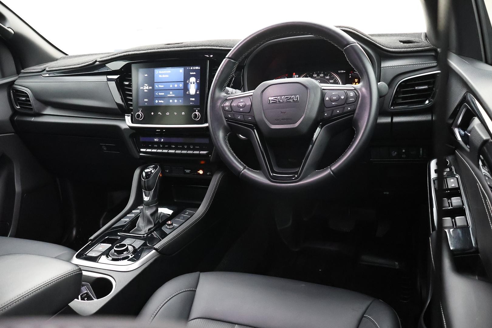 Isuzu Mu-x image 4