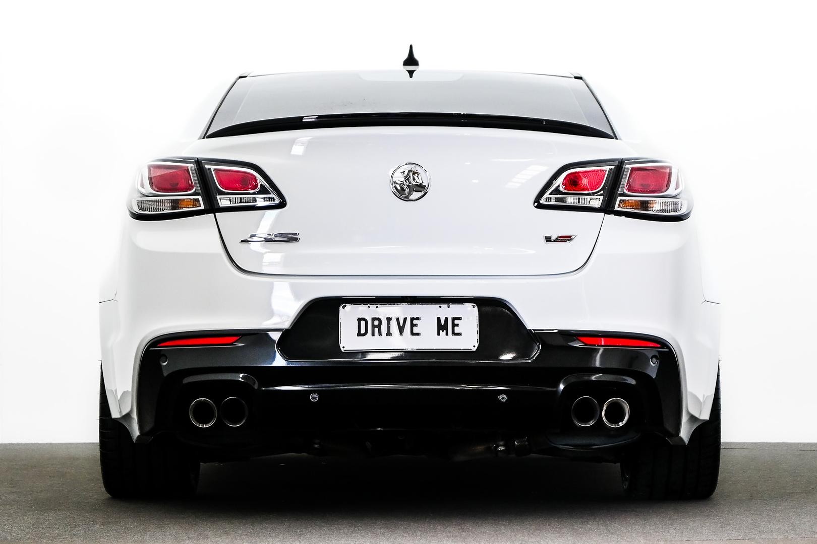 Holden Commodore image 3