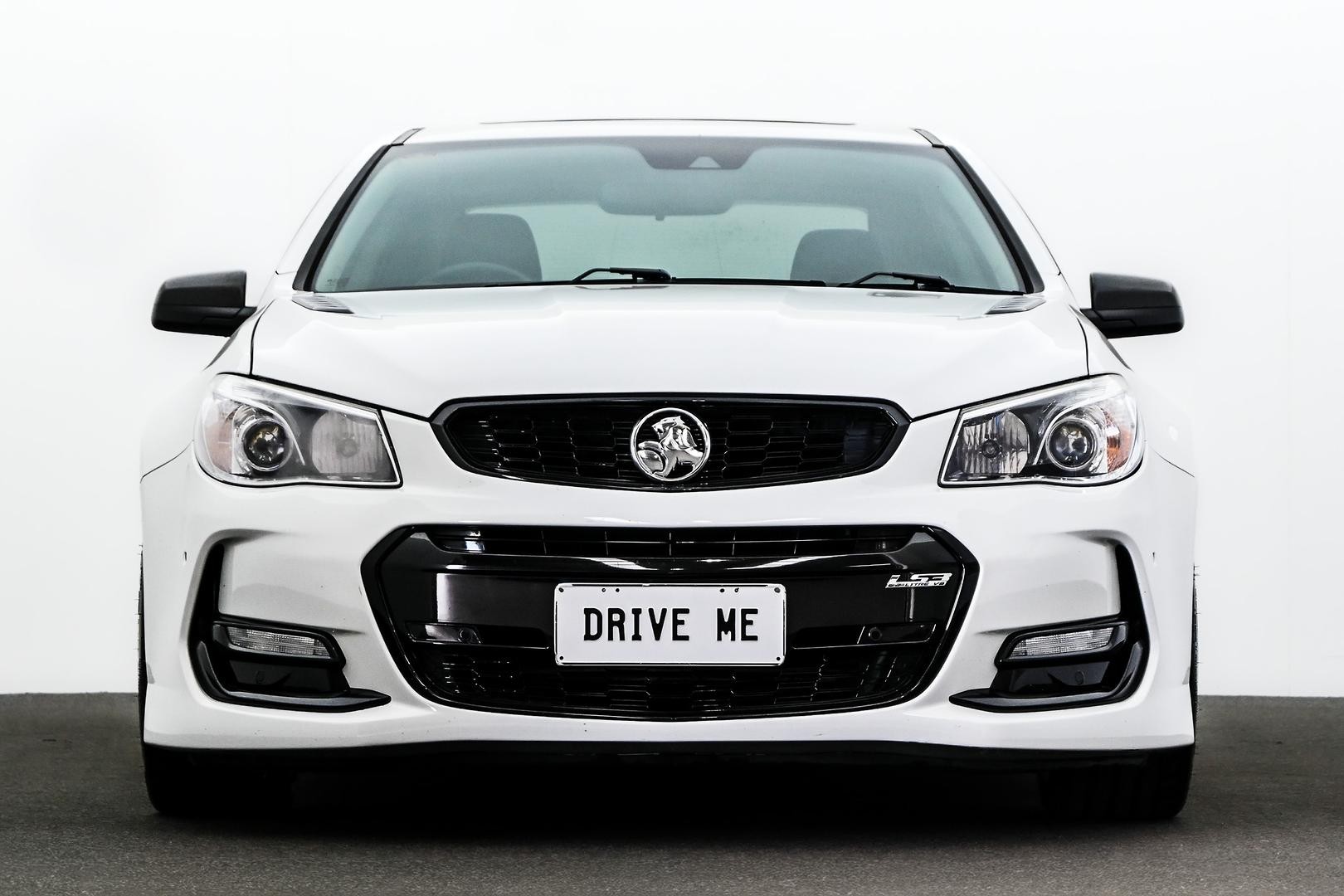 Holden Commodore image 2