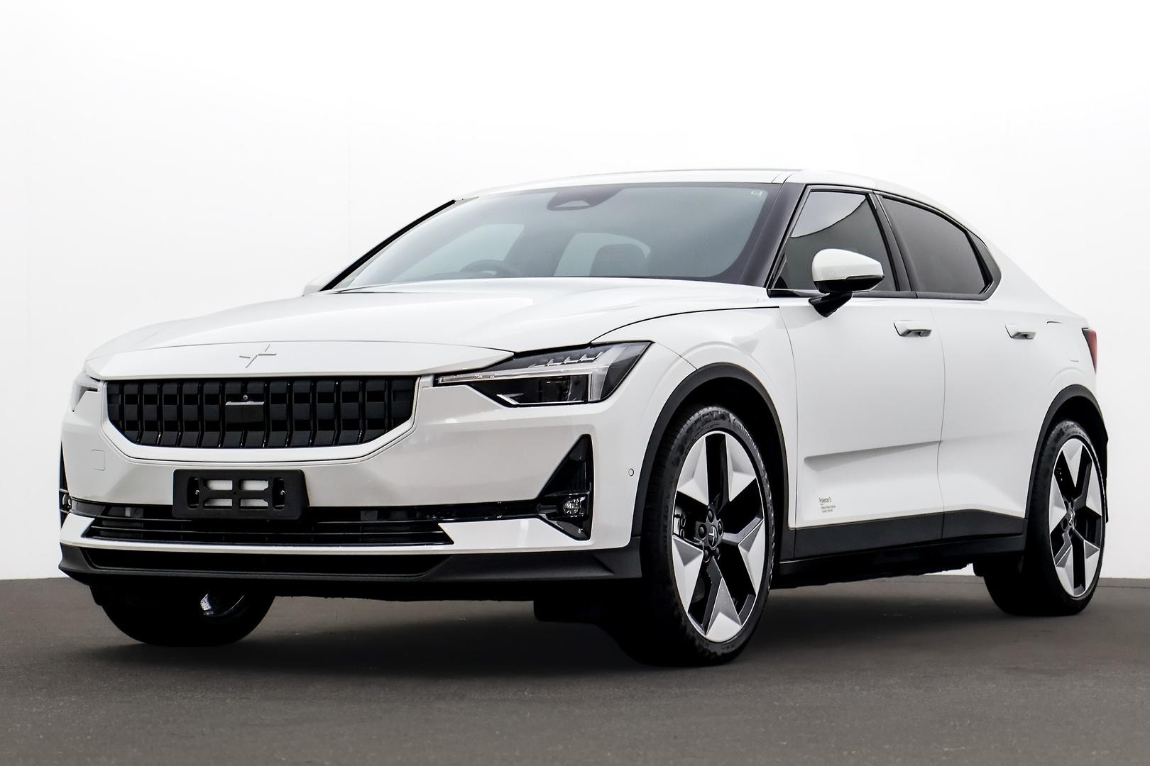 Polestar 2 image 1
