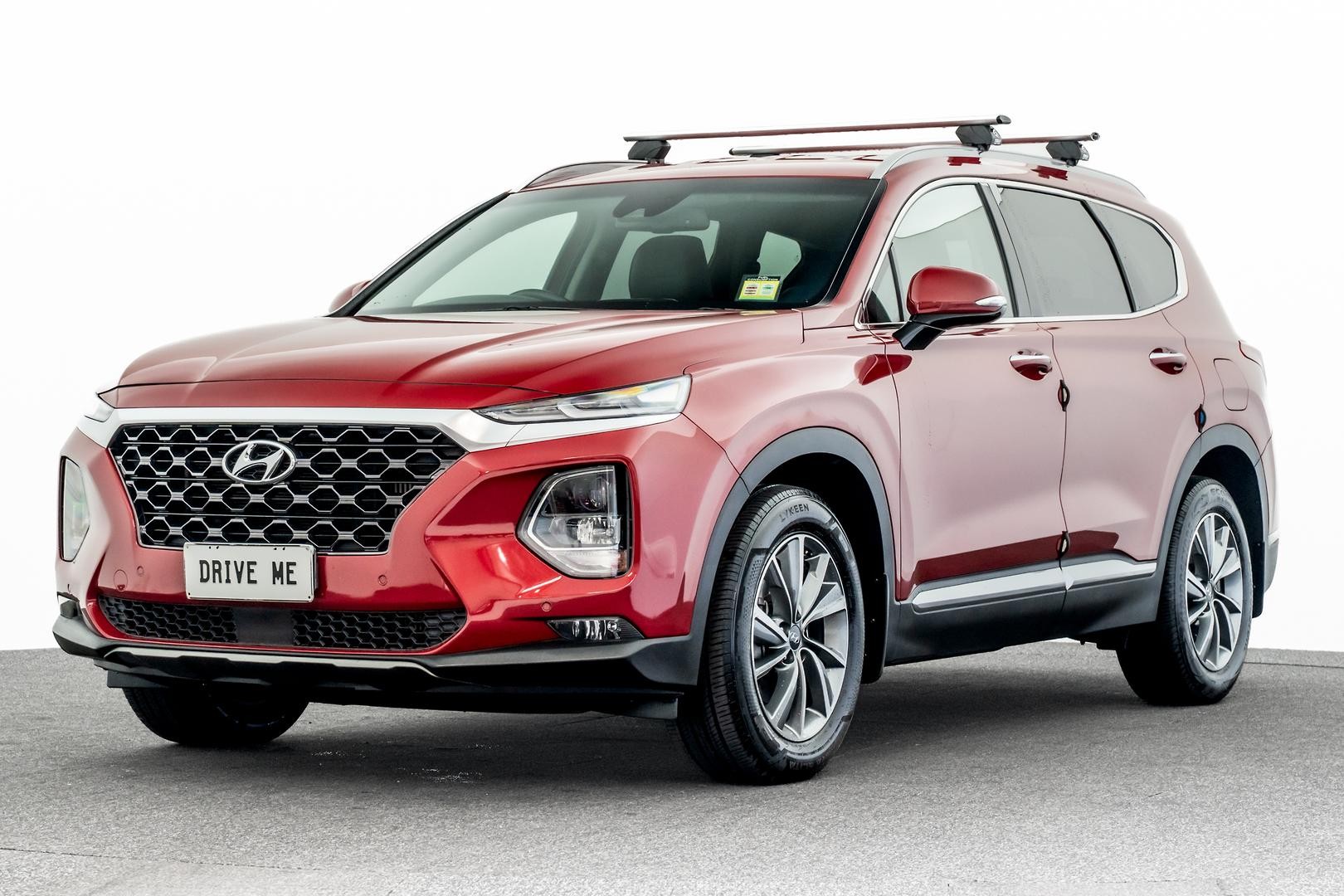 Hyundai Santa Fe image 1