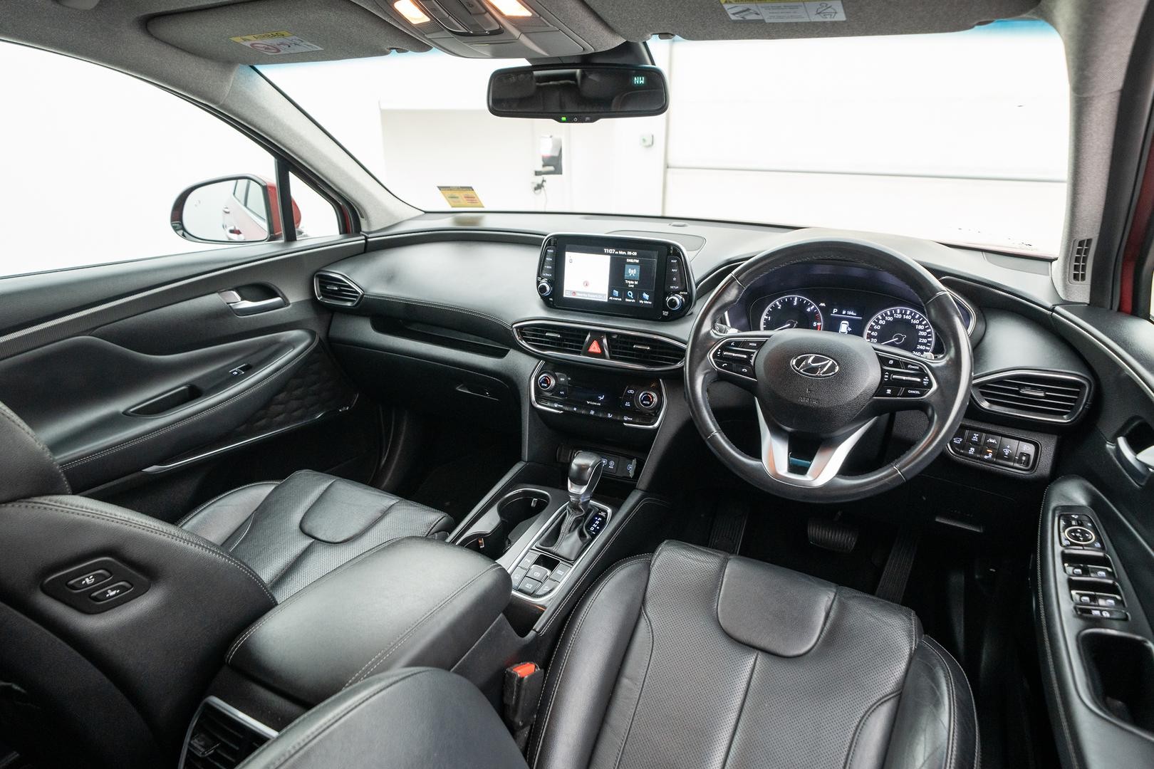 Hyundai Santa Fe image 4