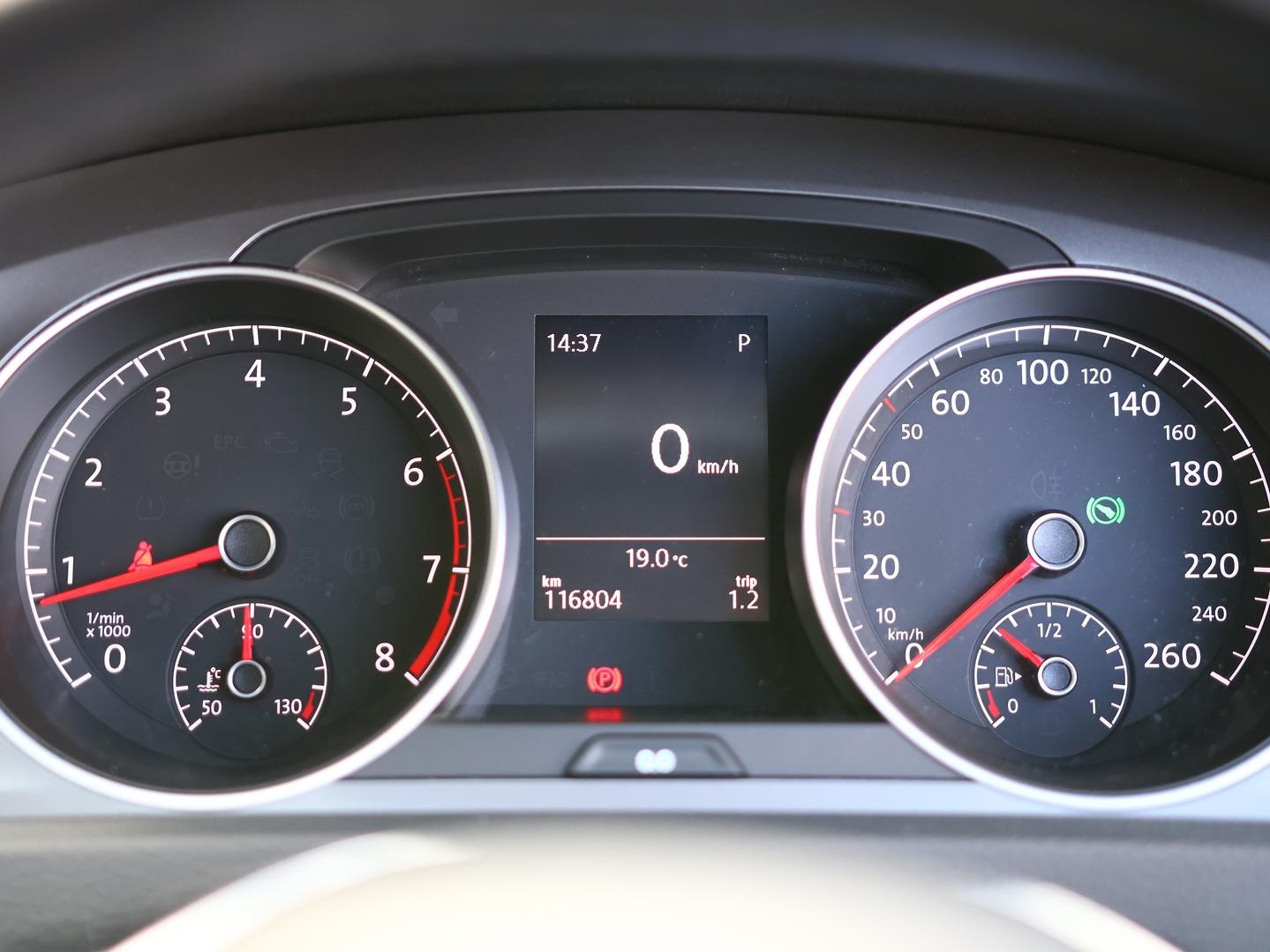 Volkswagen Golf image 4