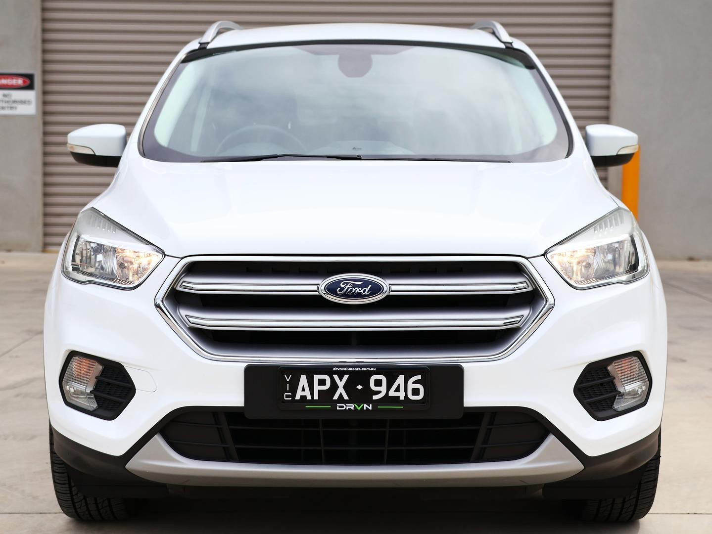 Ford Escape image 2