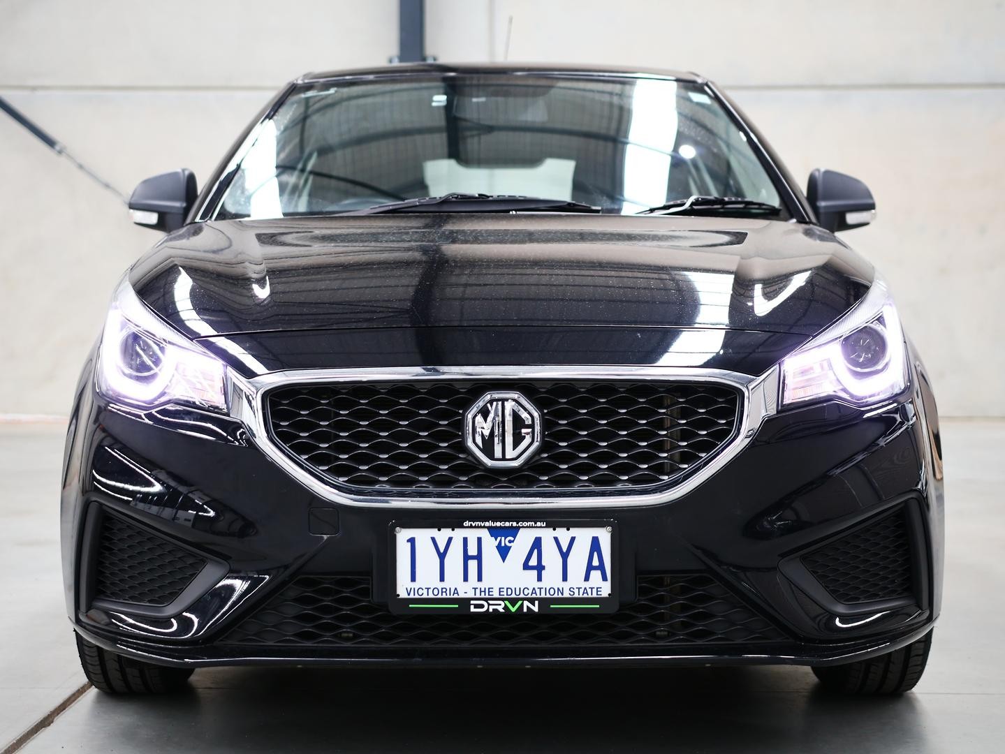 MG Mg3 image 2