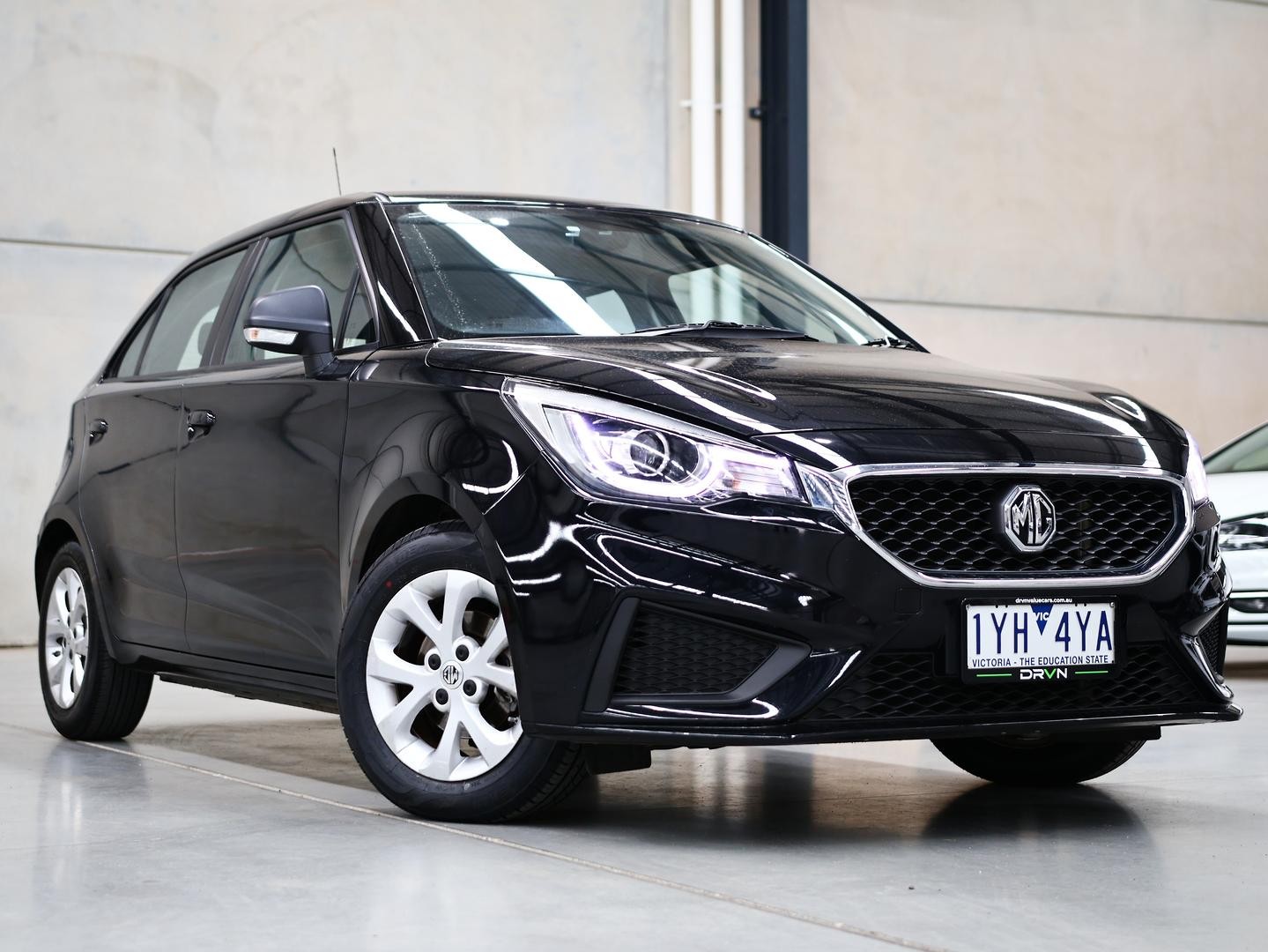 MG Mg3 image 1