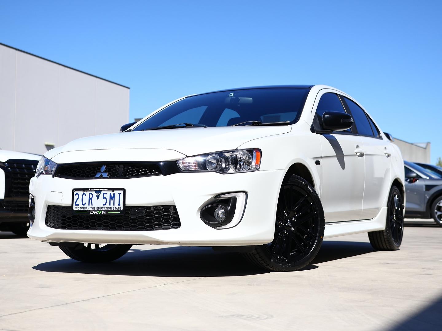 Mitsubishi Lancer image 3