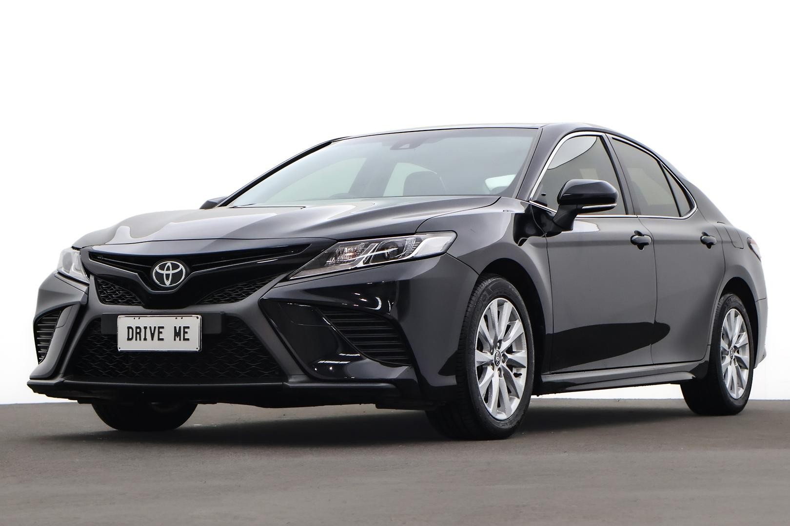 Toyota Camry image 1