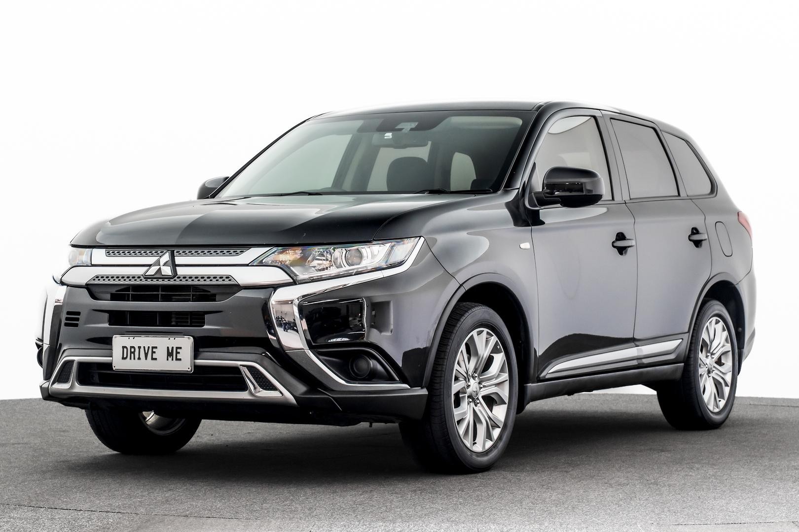 Mitsubishi Outlander image 1