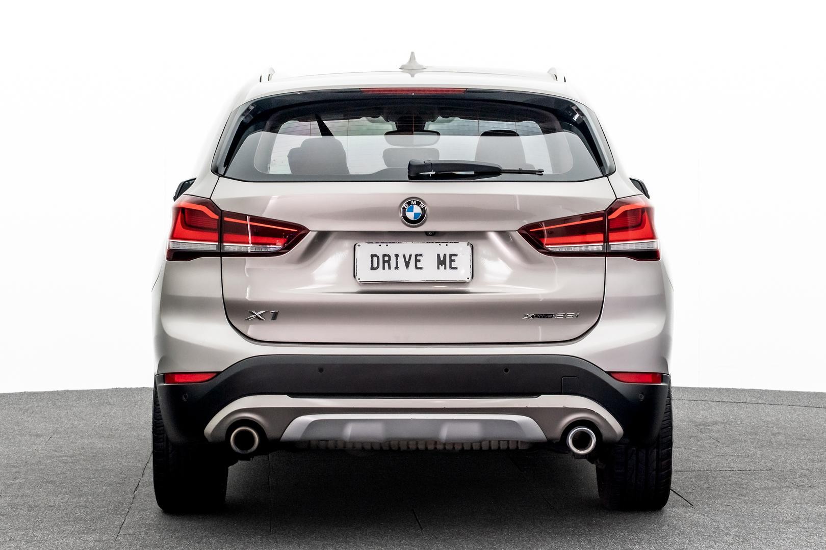BMW X1 image 3