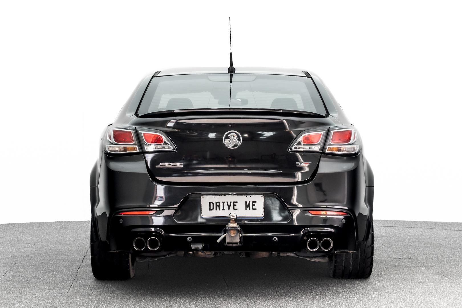 Holden Commodore image 3