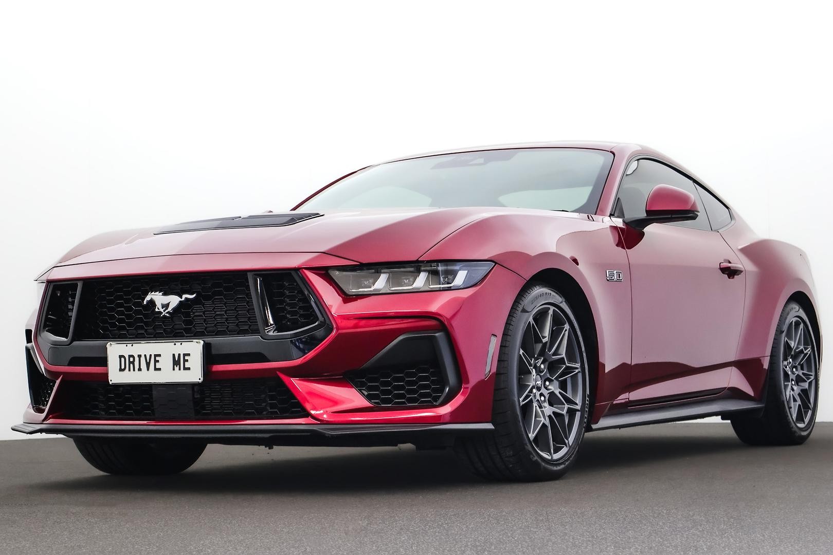 Ford Mustang image 1