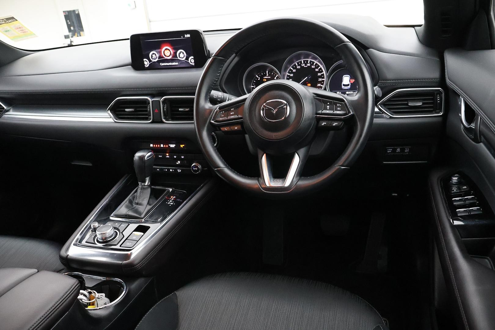 Mazda Cx-8 image 4
